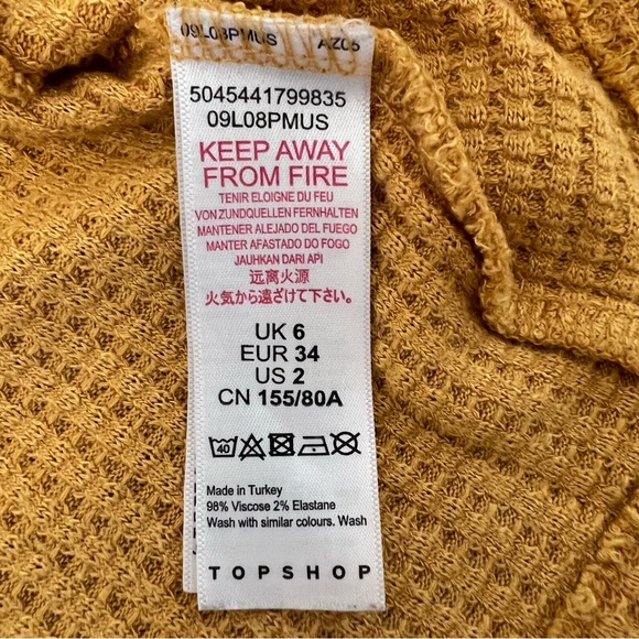 TOPSHOP Waffle-knit Long Sleeve Tee with Twisted Wrap Hem in Goldenrod NWOT - Picture 5 of 7